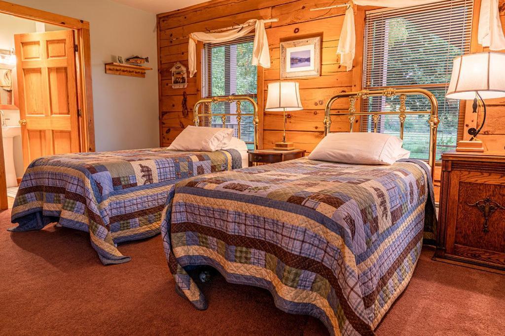 Point Au Roche Lodge Plattsburgh Exterior foto