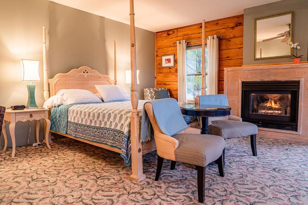Point Au Roche Lodge Plattsburgh Exterior foto